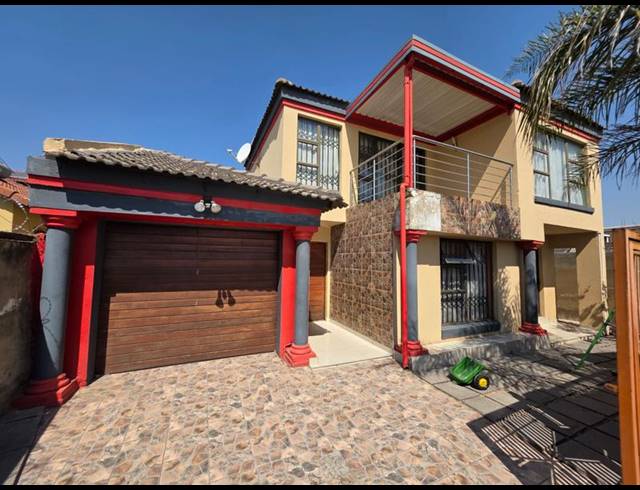 4 BEDROOM HOUSE FOR SALE IN BIRCH ACRES